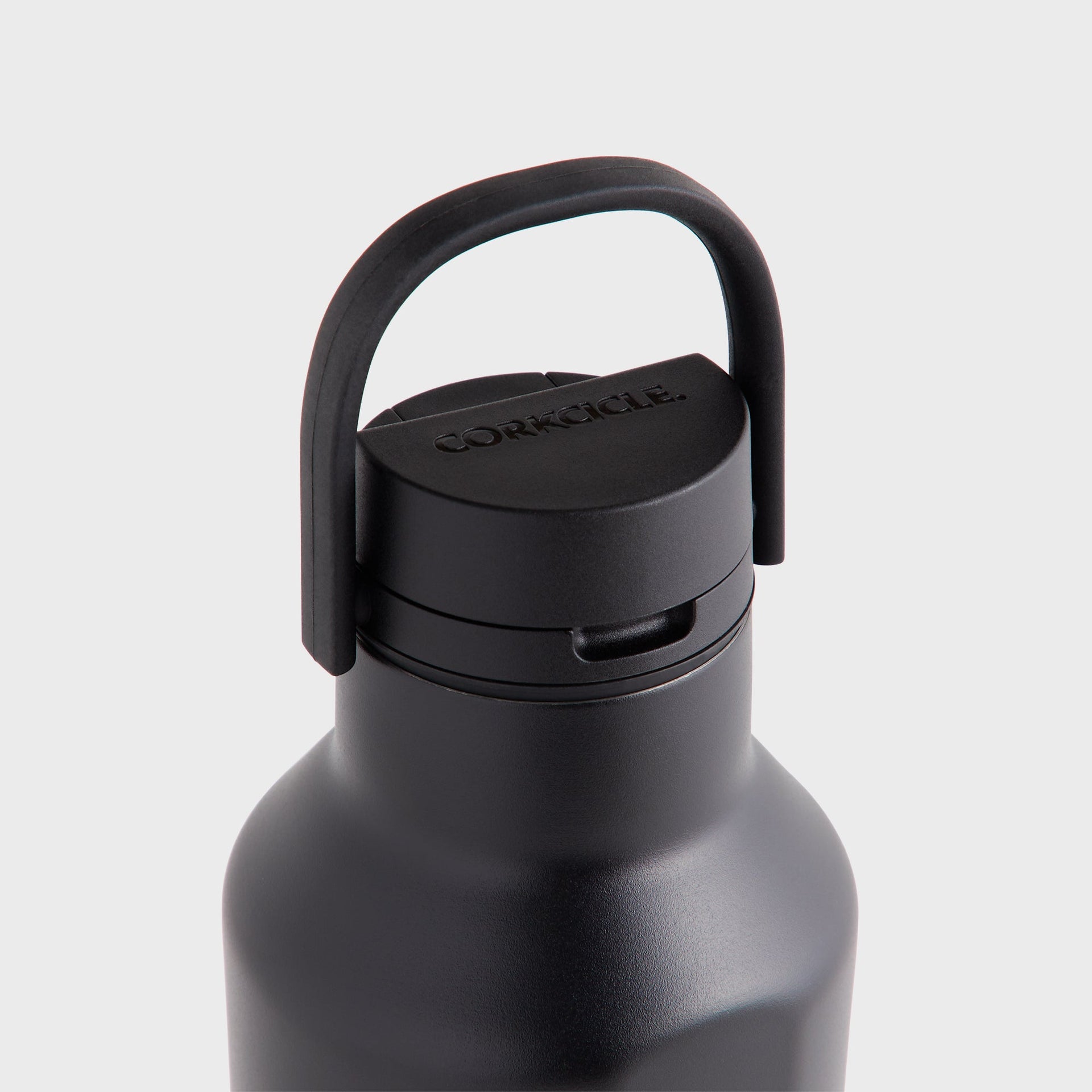 Kith Ivy Corkcicle Bottle - Black