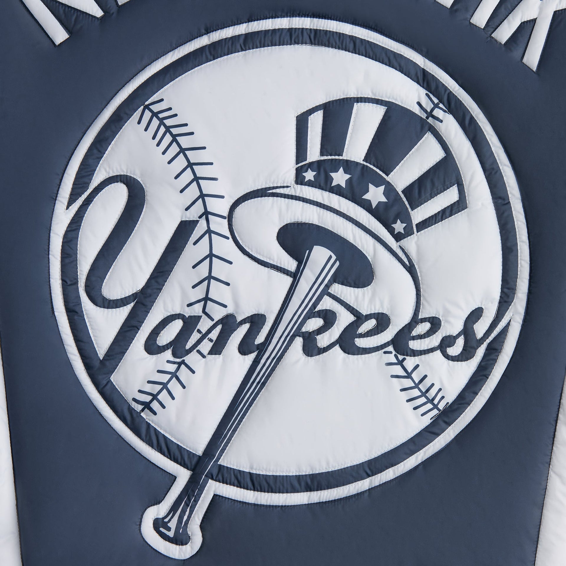 Kith for the New York Yankees Zip Brixton Puffed Shirt Jacket - Statue