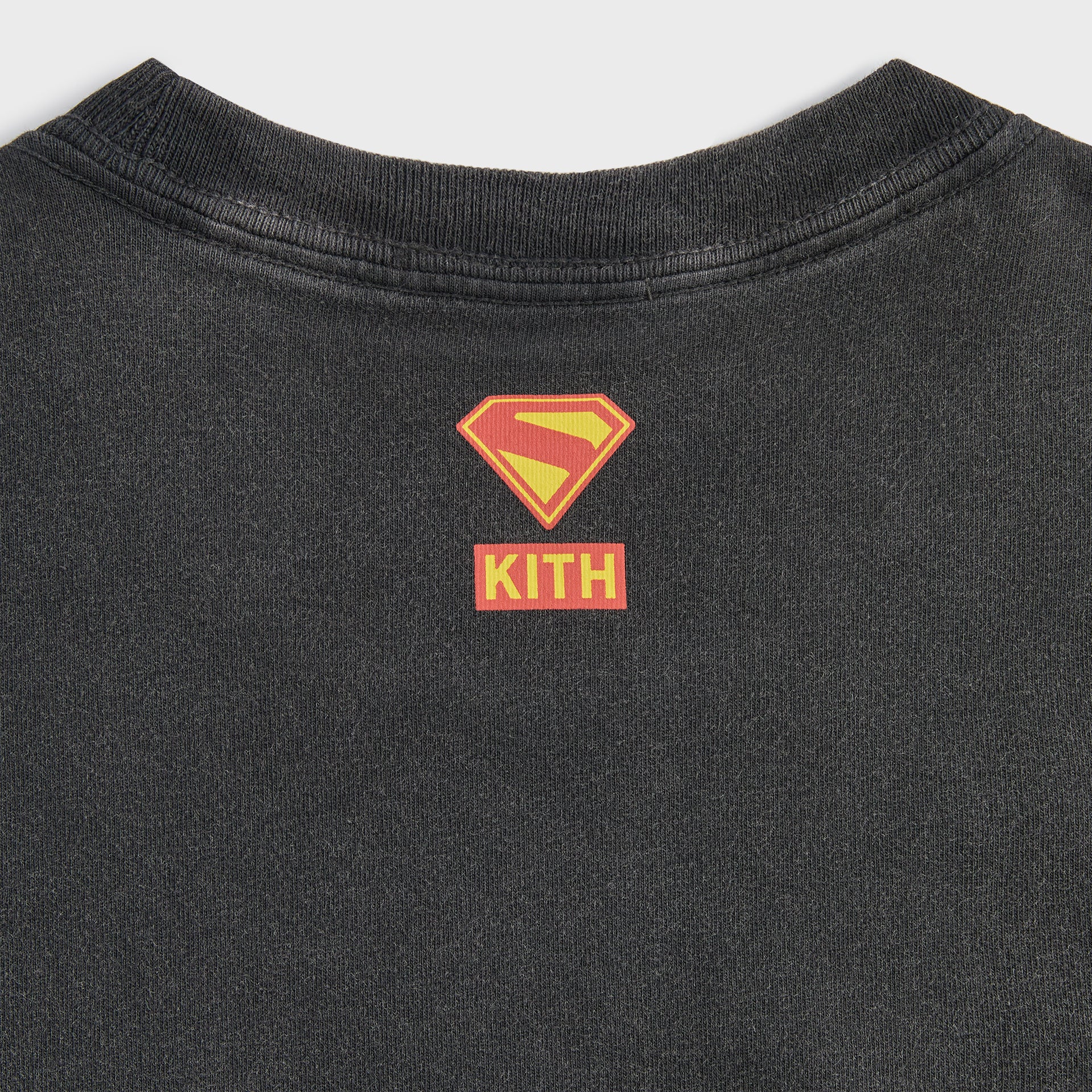 Superman | Kith (2025 Movie) Lightning Vintage Tee - Black