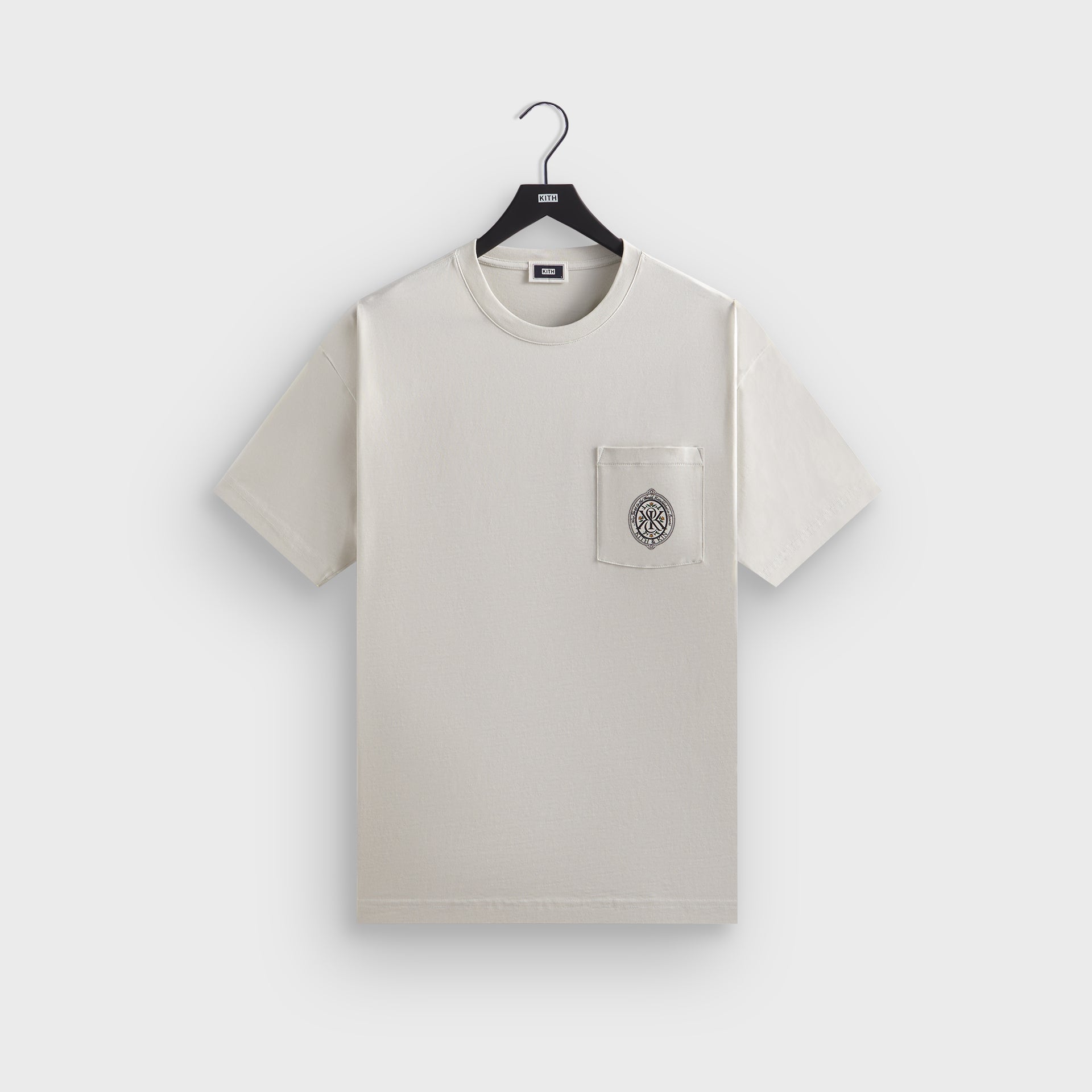 Kith Queens Crest Tee - Chalk