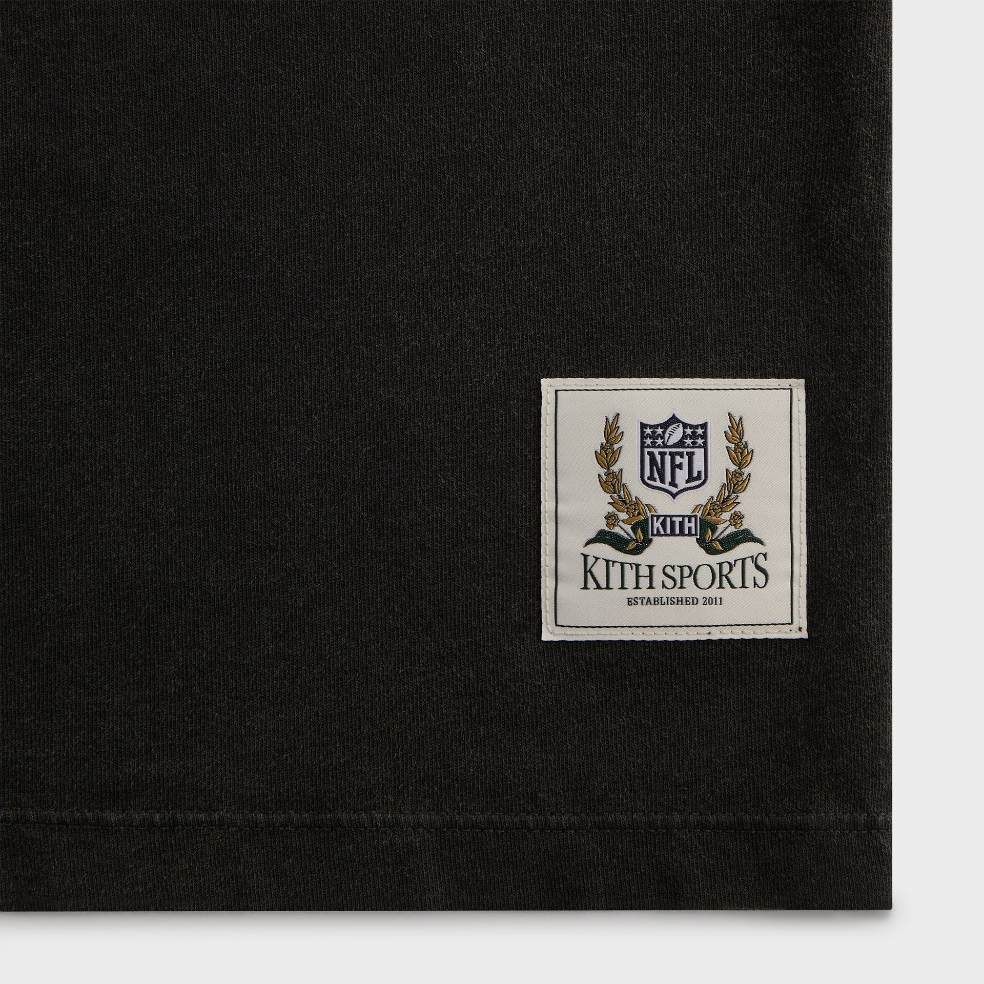 Kith for the NFL Chicago Bears Photo Vintage Jones Tee - Black