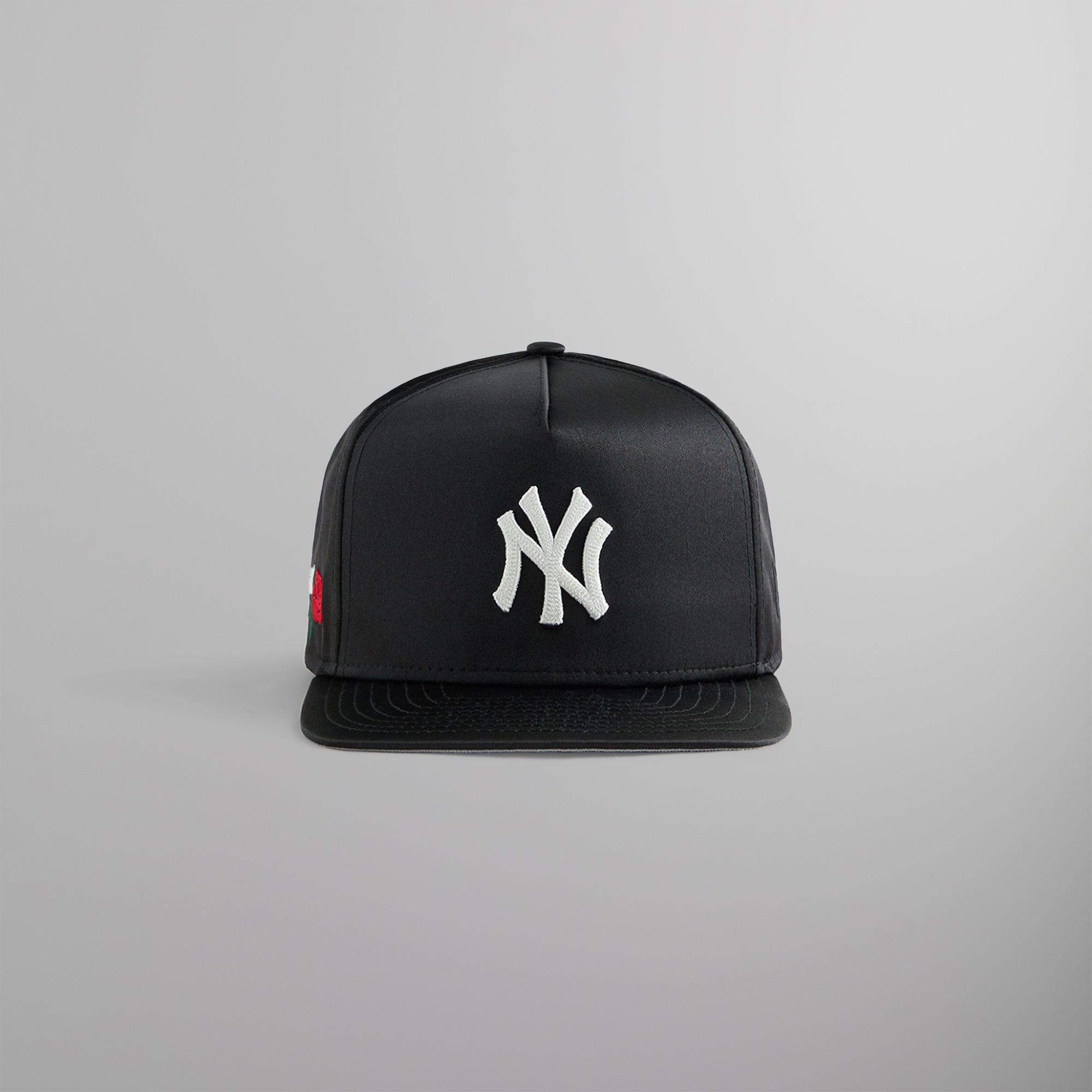 Kith & New Era for the New York Yankees Satin 9FIFTY A-Frame Snapback - Black