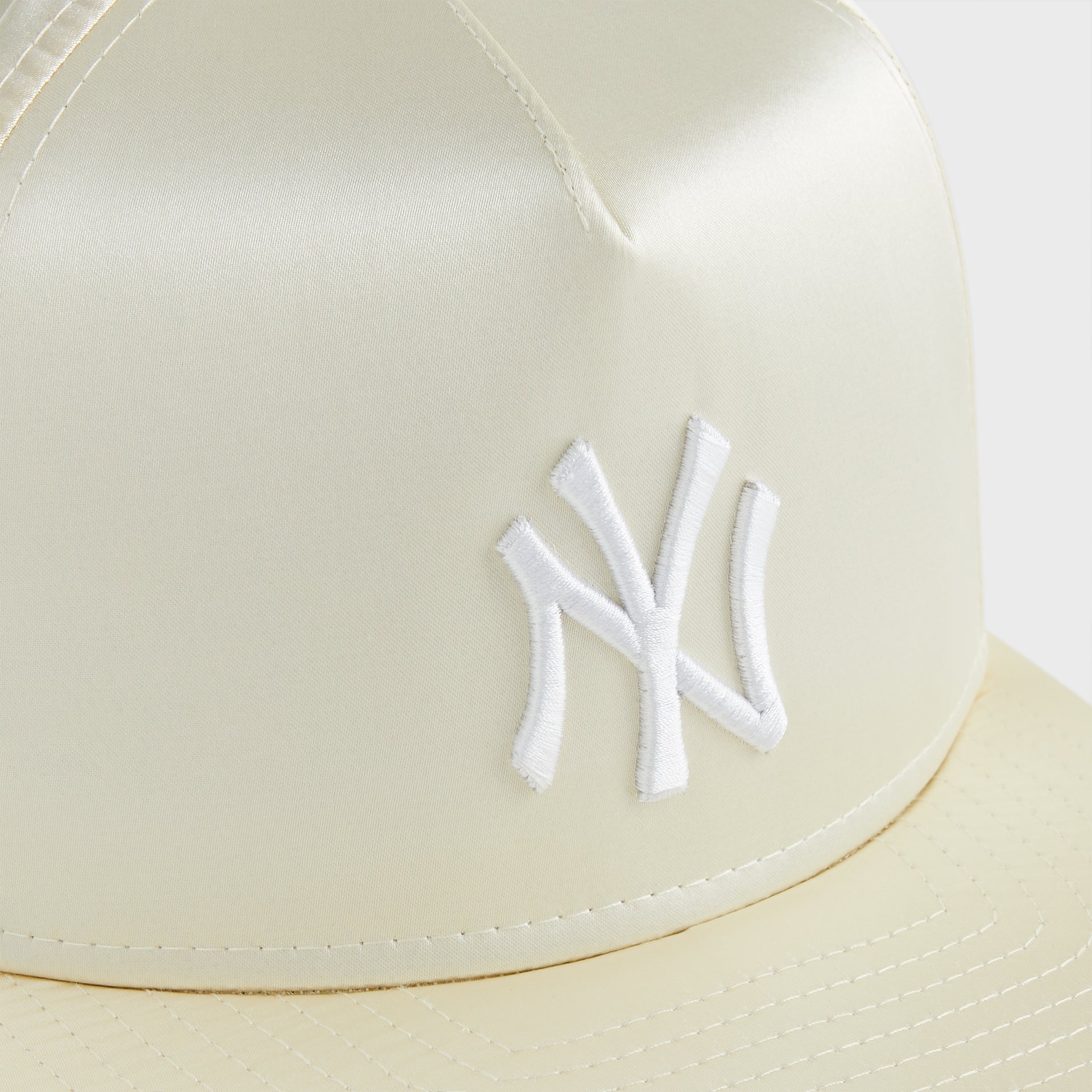 Kith & New Era for the New York Yankees Satin 9FORTY Snapback - Arete