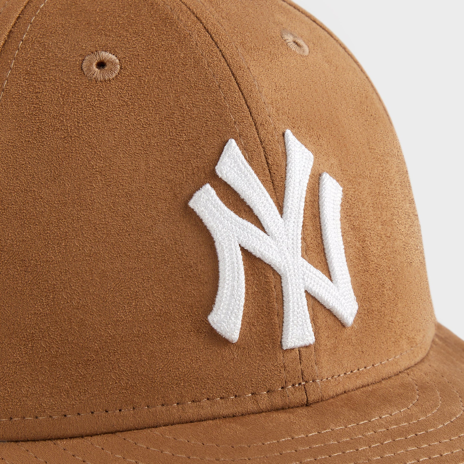 Kith & New Era for the New York Yankees Microsuede 59FIFTY Low Profile Fitted - Mesa