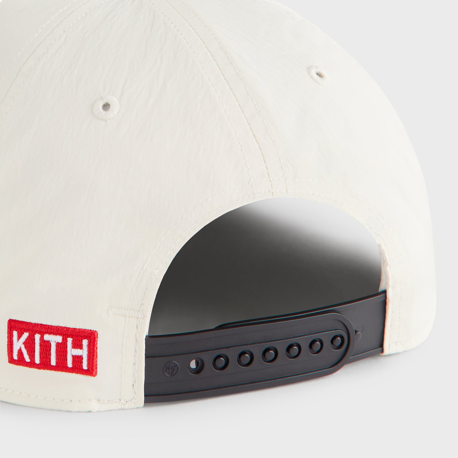 Kith & '47 for the Chicago Bulls Nylon SL Hitch Snapback - Sandrift