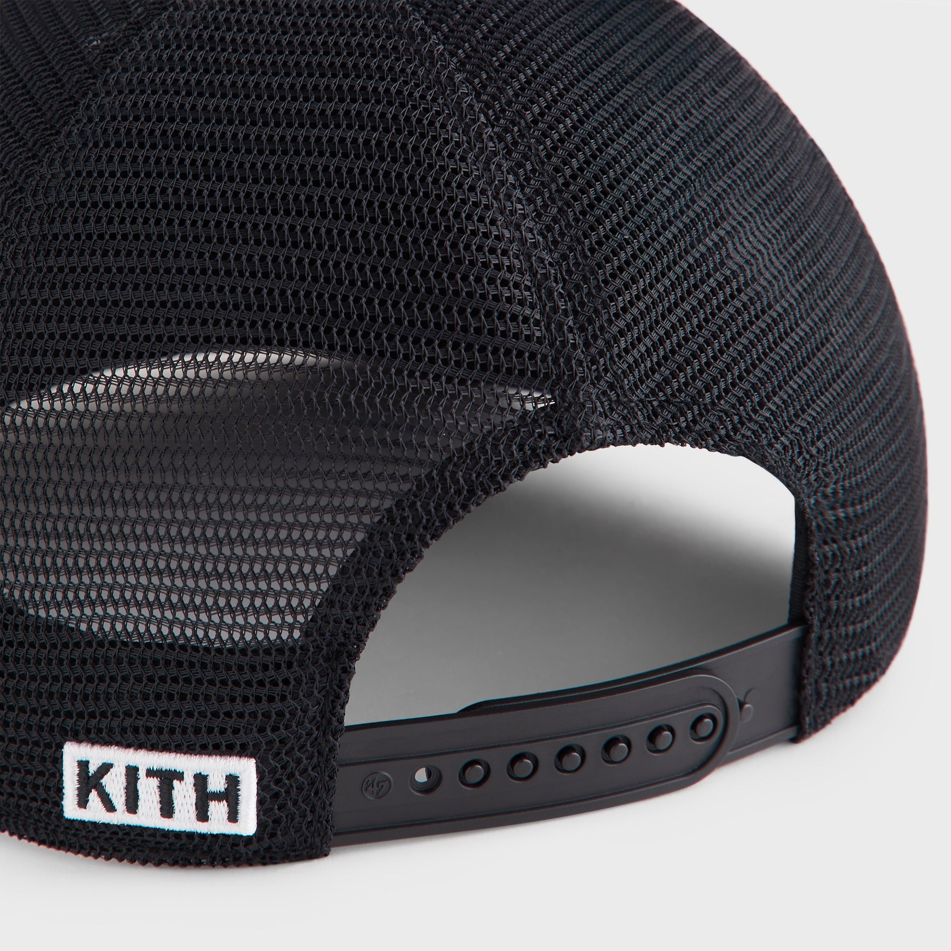 Kith & '47 for the Chicago White Sox Hitch Snapback Trucker Hat - Black