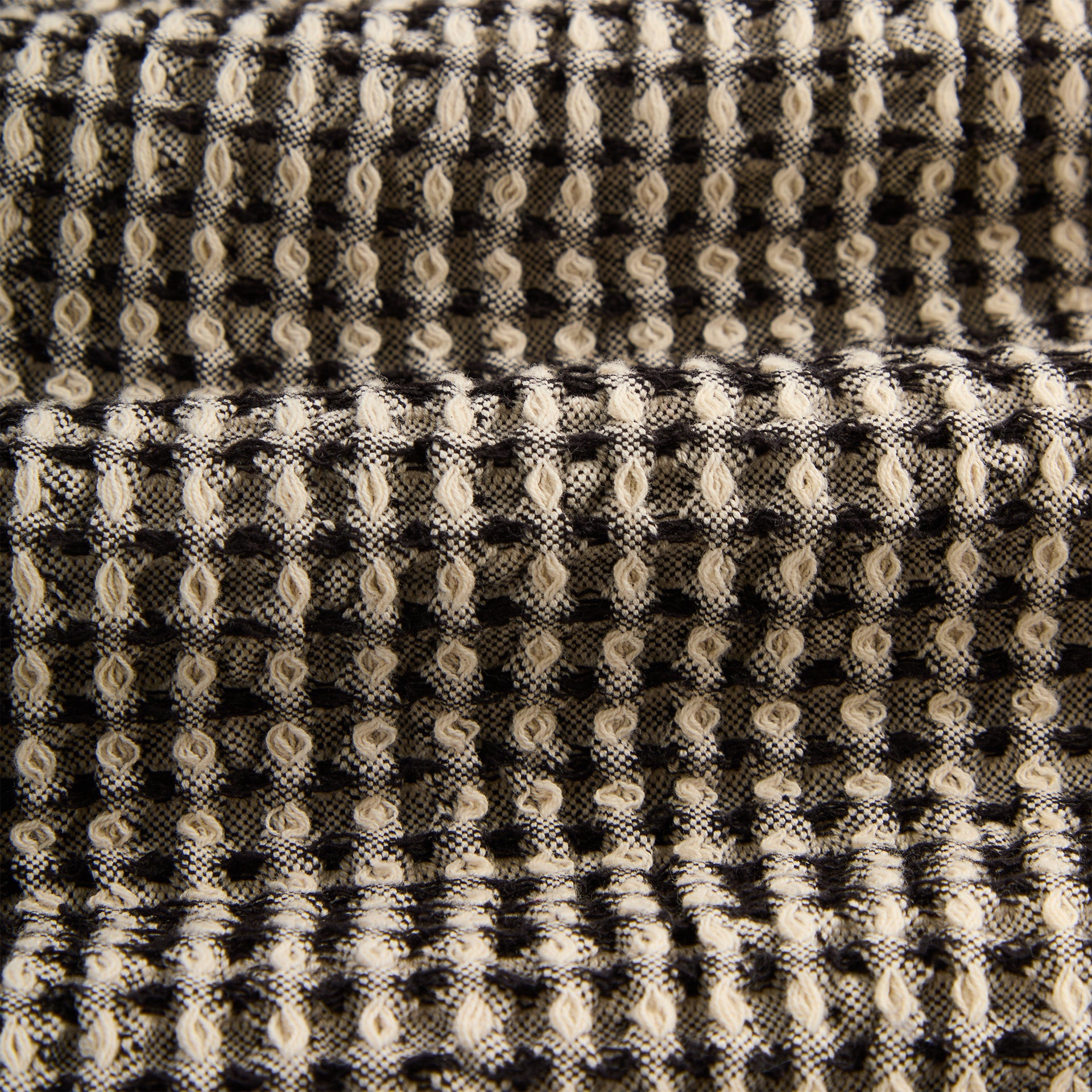 Kith Geometric Diamond Mason Short - Black