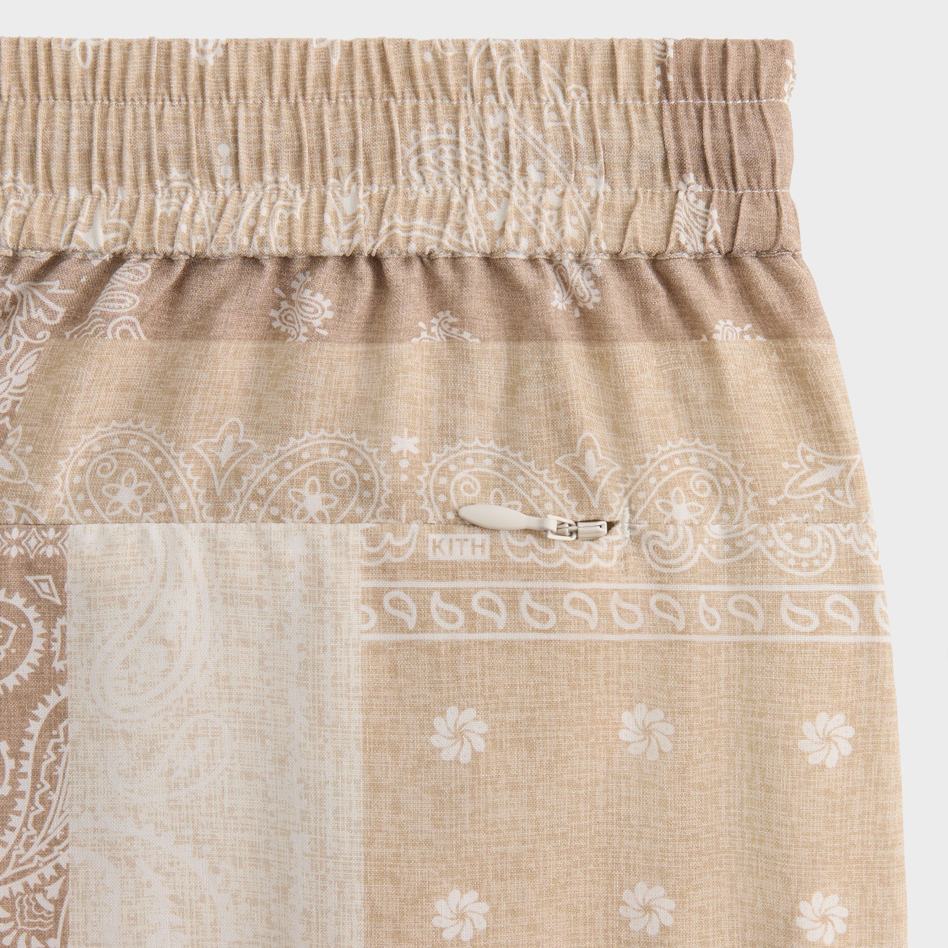 Kith Silk Lyocell Bandana Cedar Short - Canvas