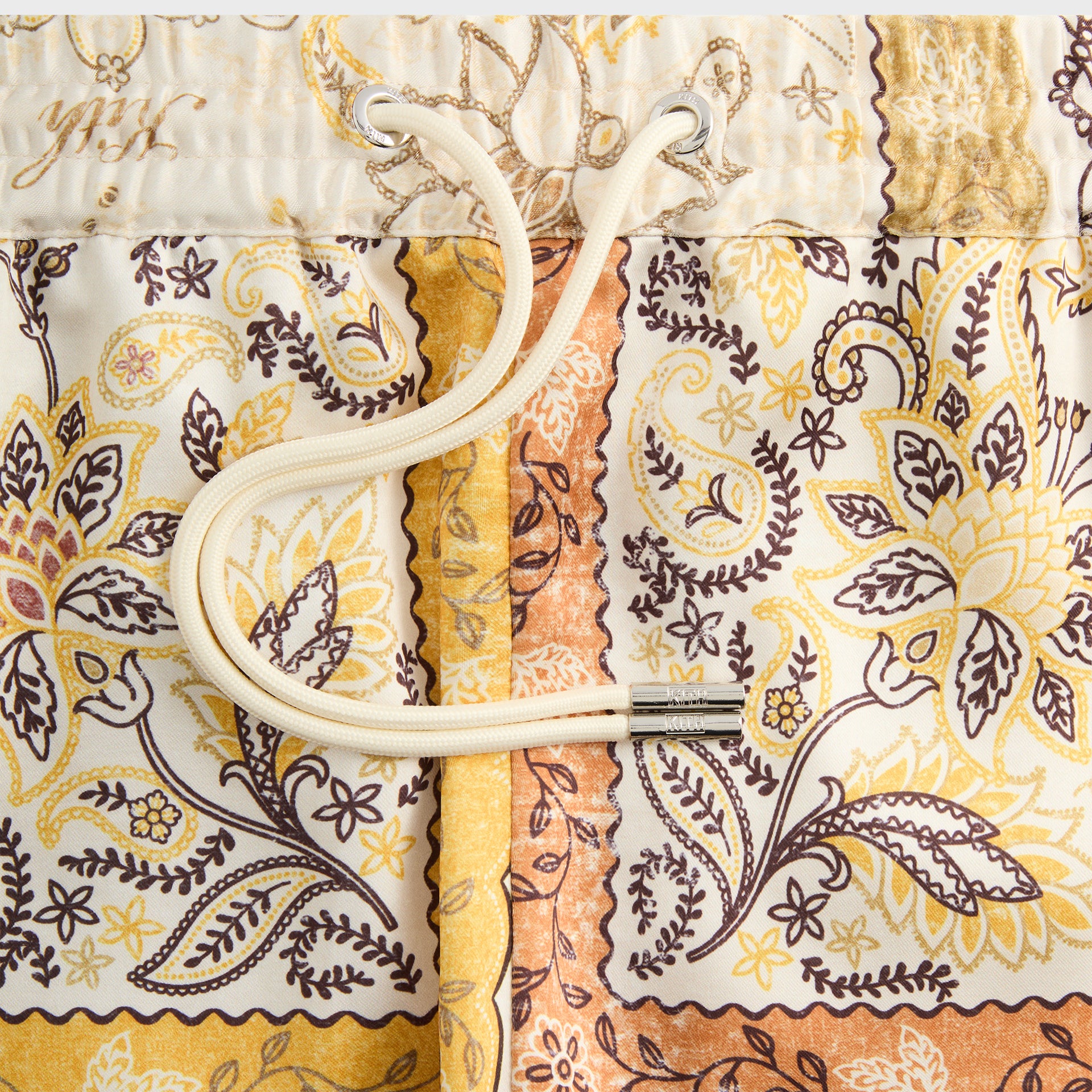 Kith Panelled Bandana Active Short - Sandrift