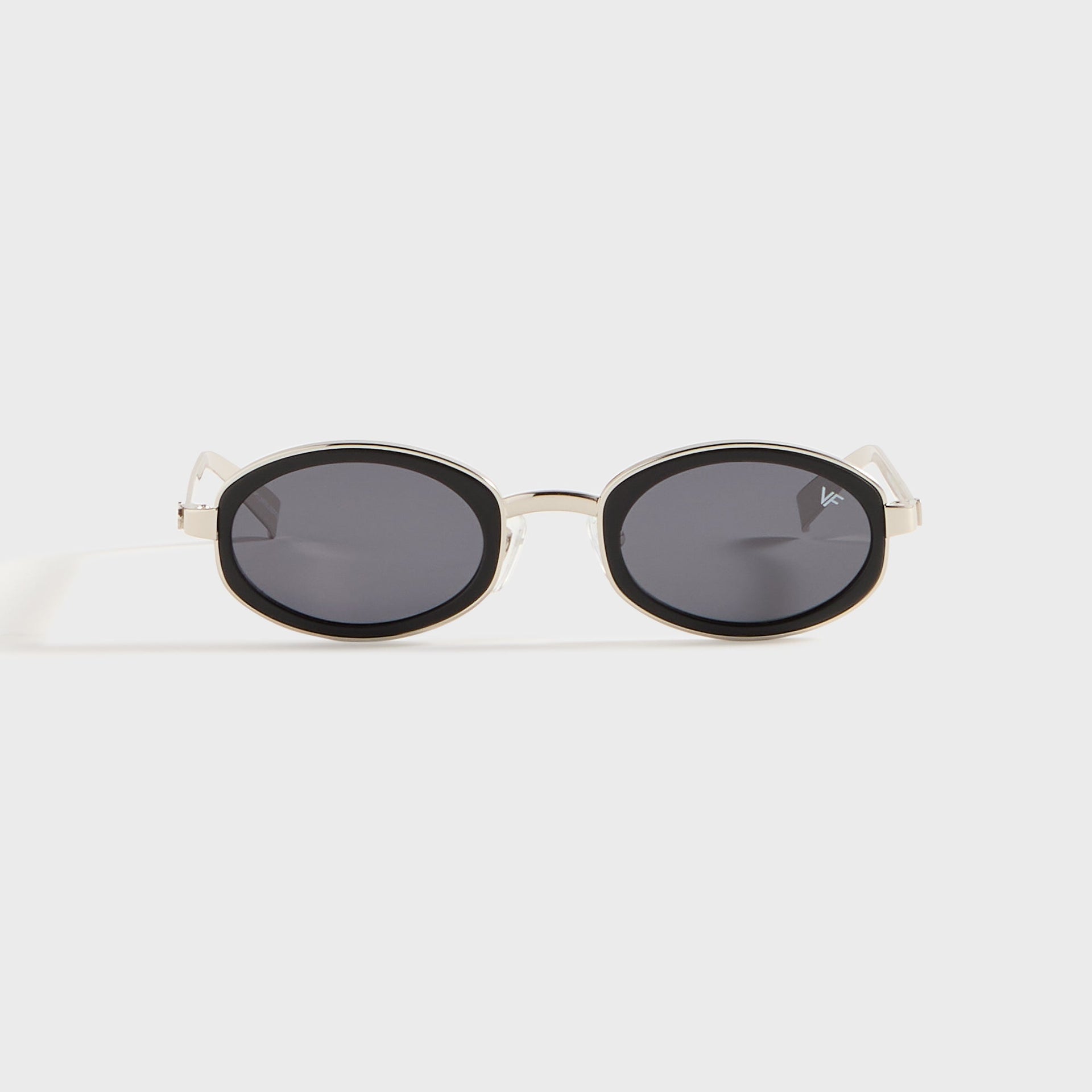 Vintage Frames Sincere 24KT in White Gold / Matte Black