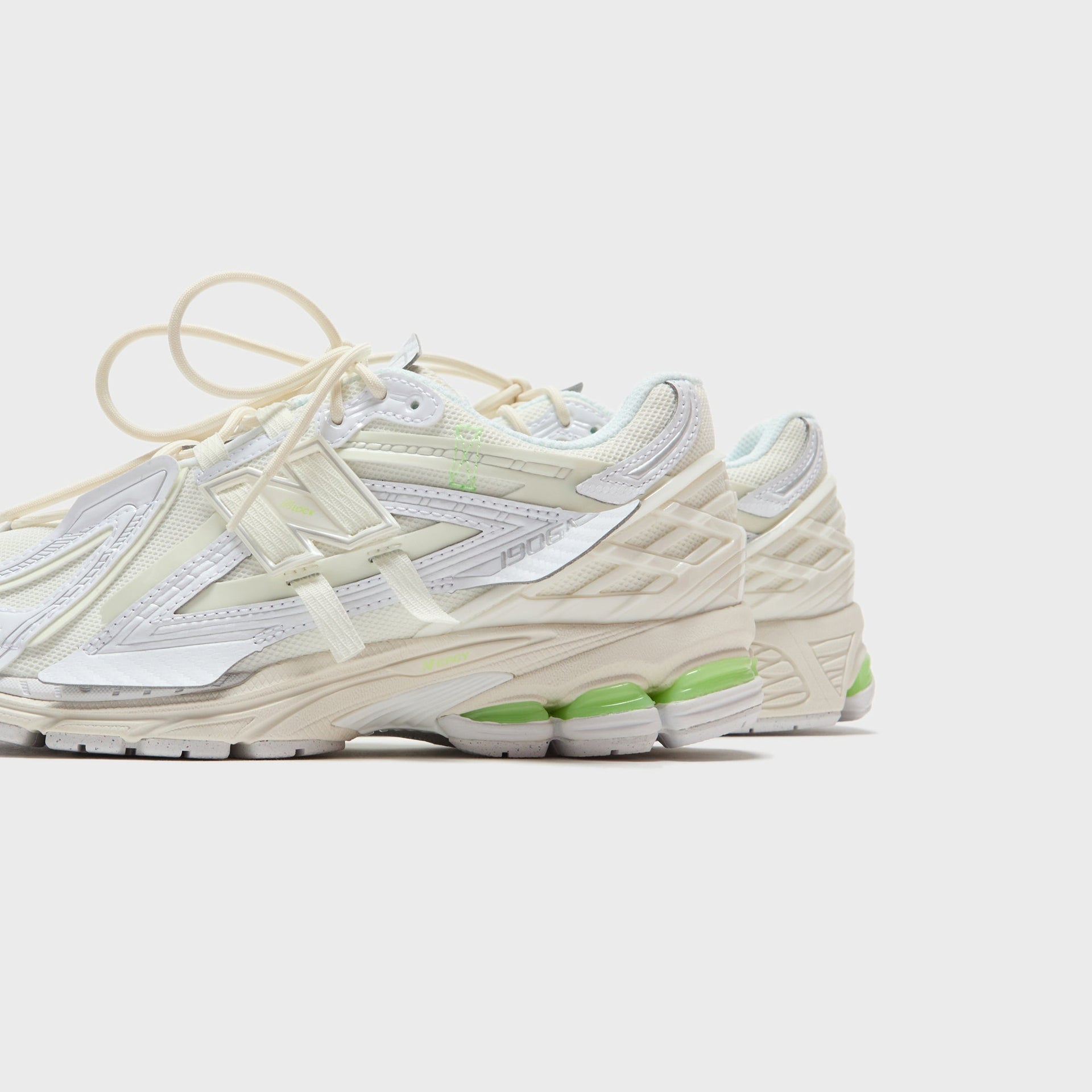 New Balance 1906A - White / Green