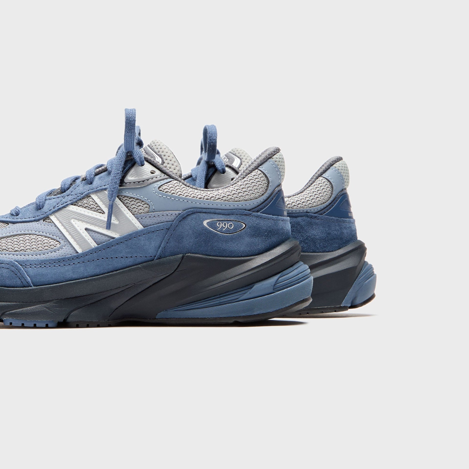 New Balance Made in USA 990v6 - Community Navy / Grey