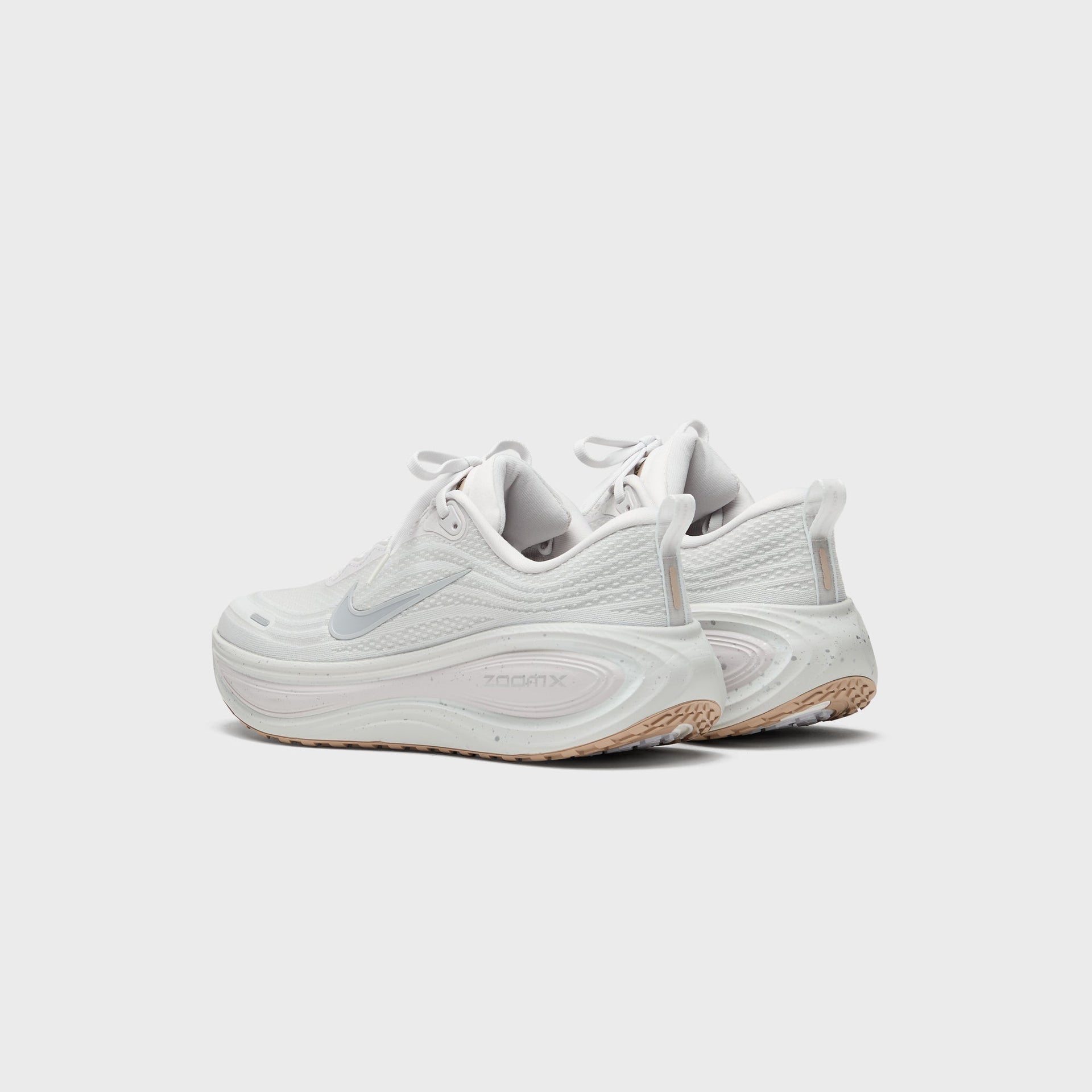 Nike Vomero Plus - Vast Grey / Wolf Grey / Off White