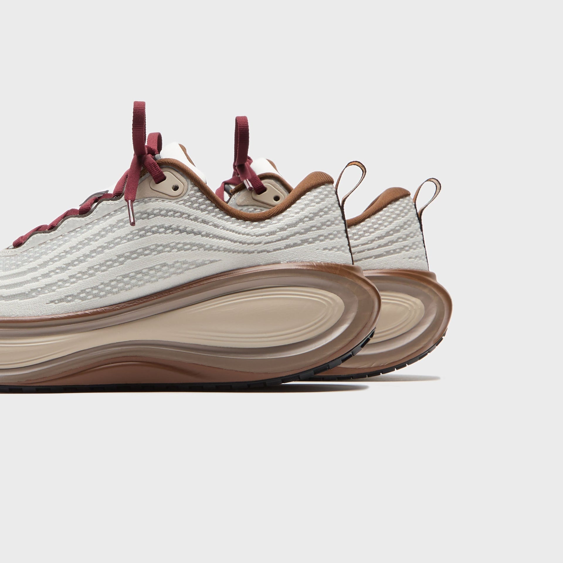 Nike Vomero Plus QS - Sail / Pecan / Caldera Brown / Black