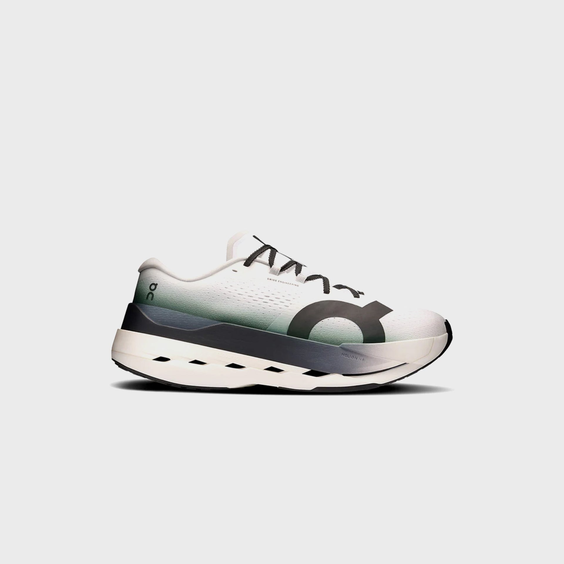 On Running Cloudboom Max - White / Black