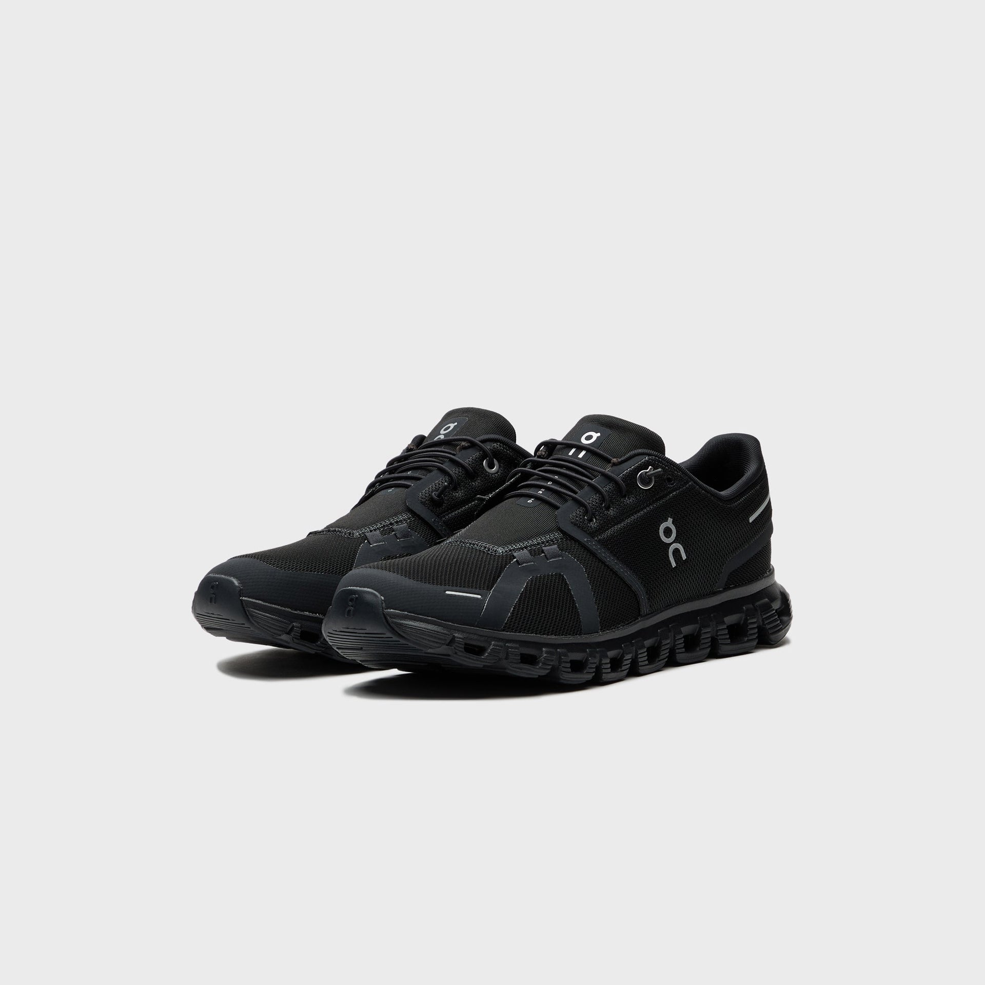 On Running WMNS Cloud 6 - Black