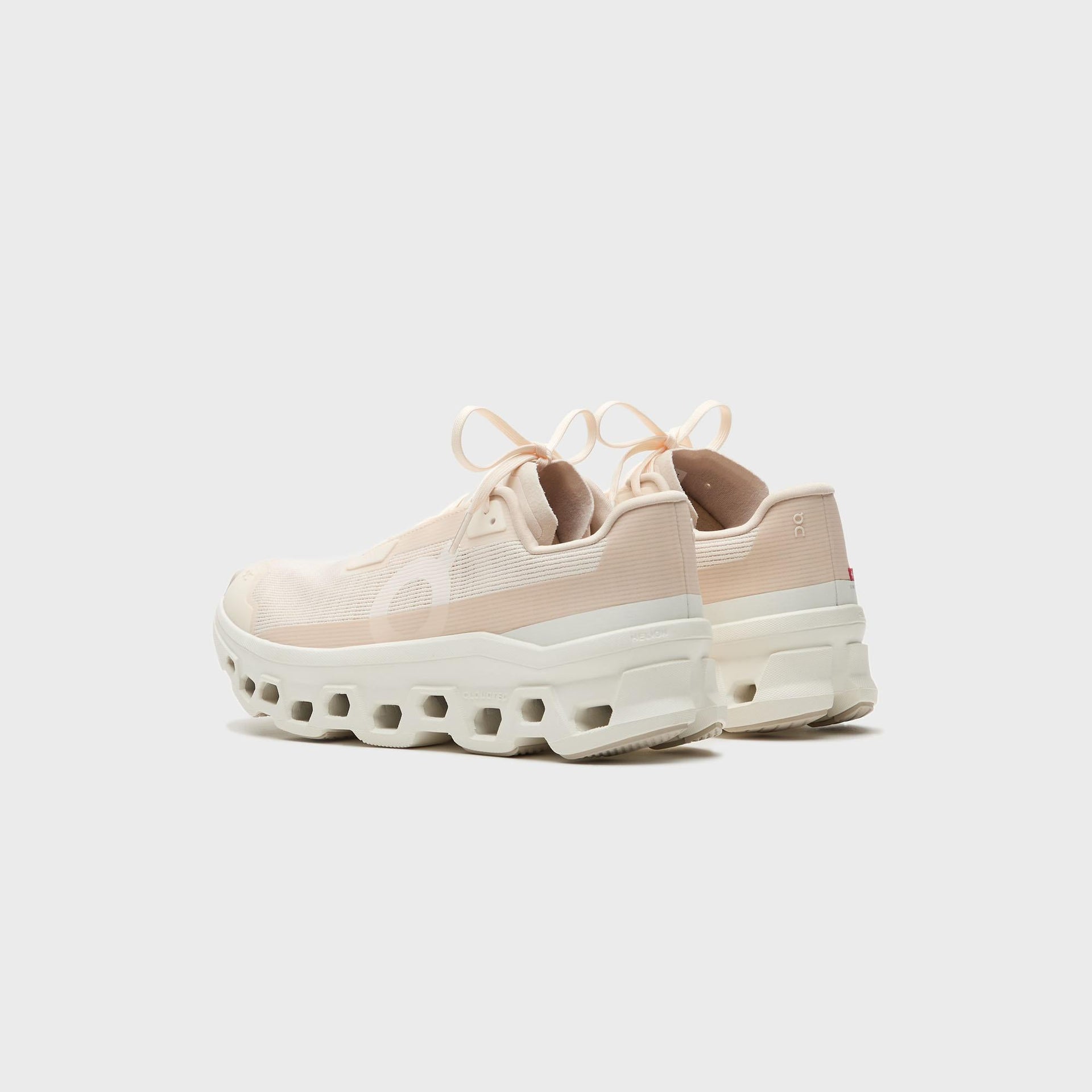 On Running WMNS Cloudmonster - Void Dew / Ivory