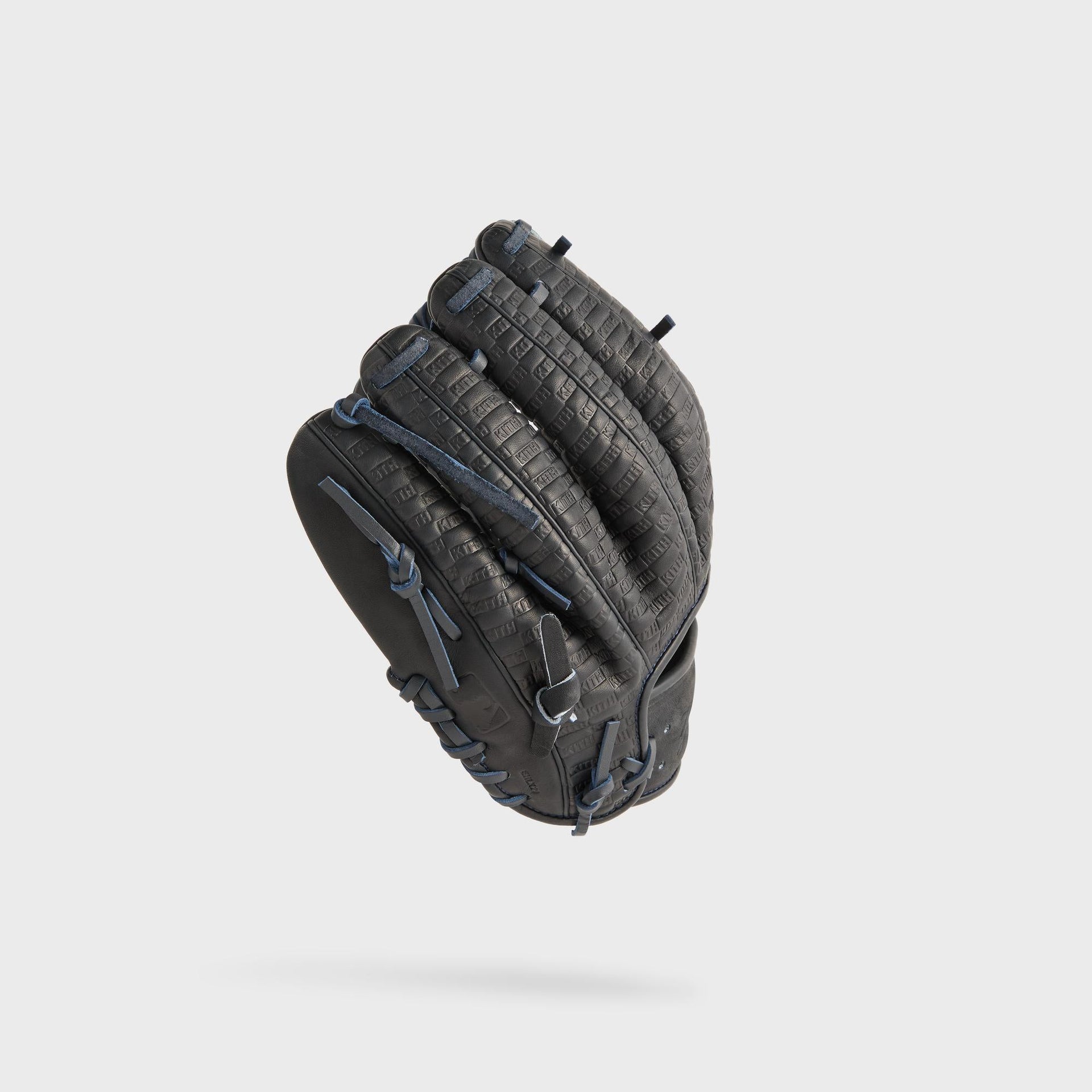 Kith & Rawlings for the New York Yankees Heart of the Hide Glove - Navy