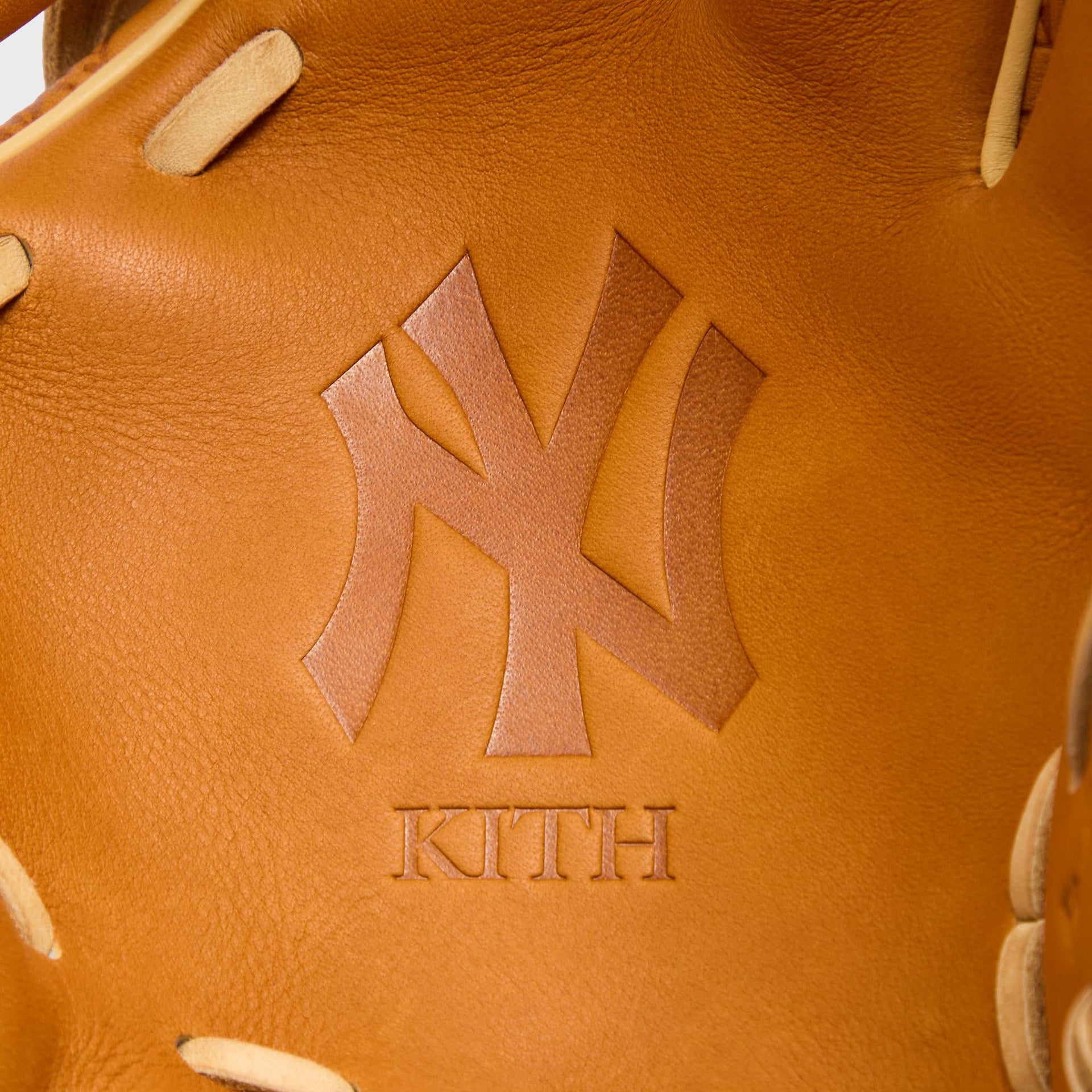 Kith & Rawlings for the New York Yankees Heart of the Hide Glove - Tan