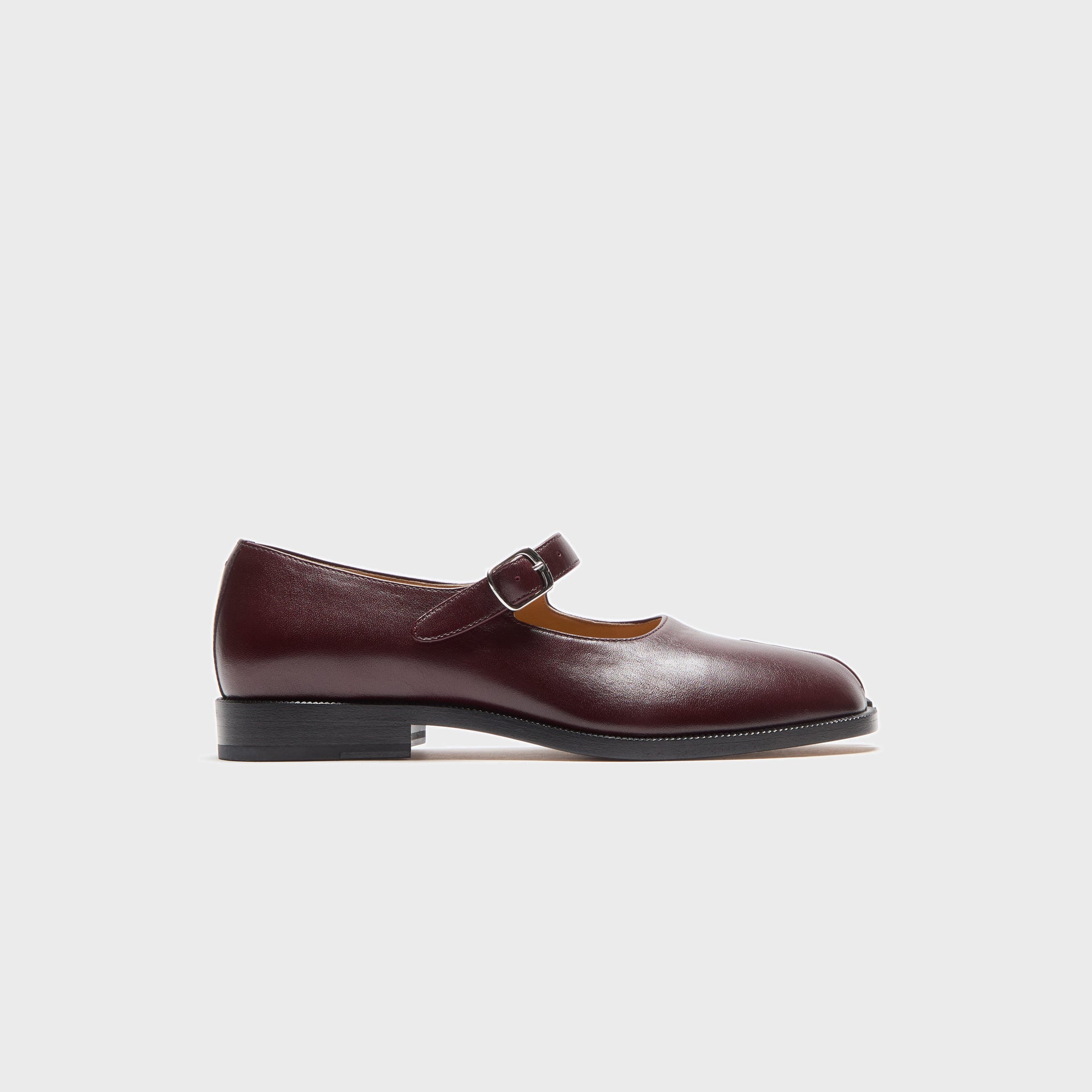 Maison Margiela Tabi Mary Jane - Vineyard Wine