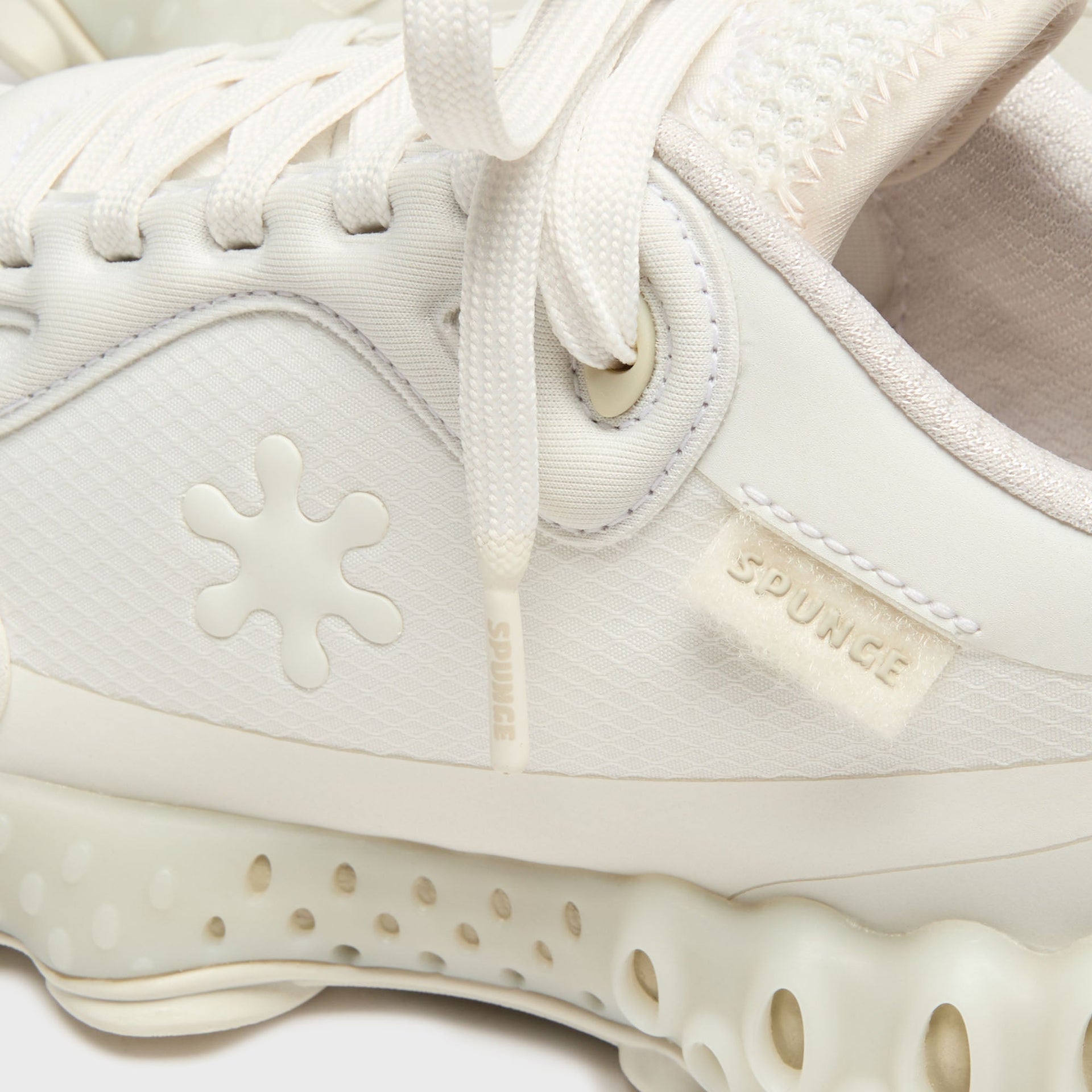 SPUNGE Osmosis - White / White / White
