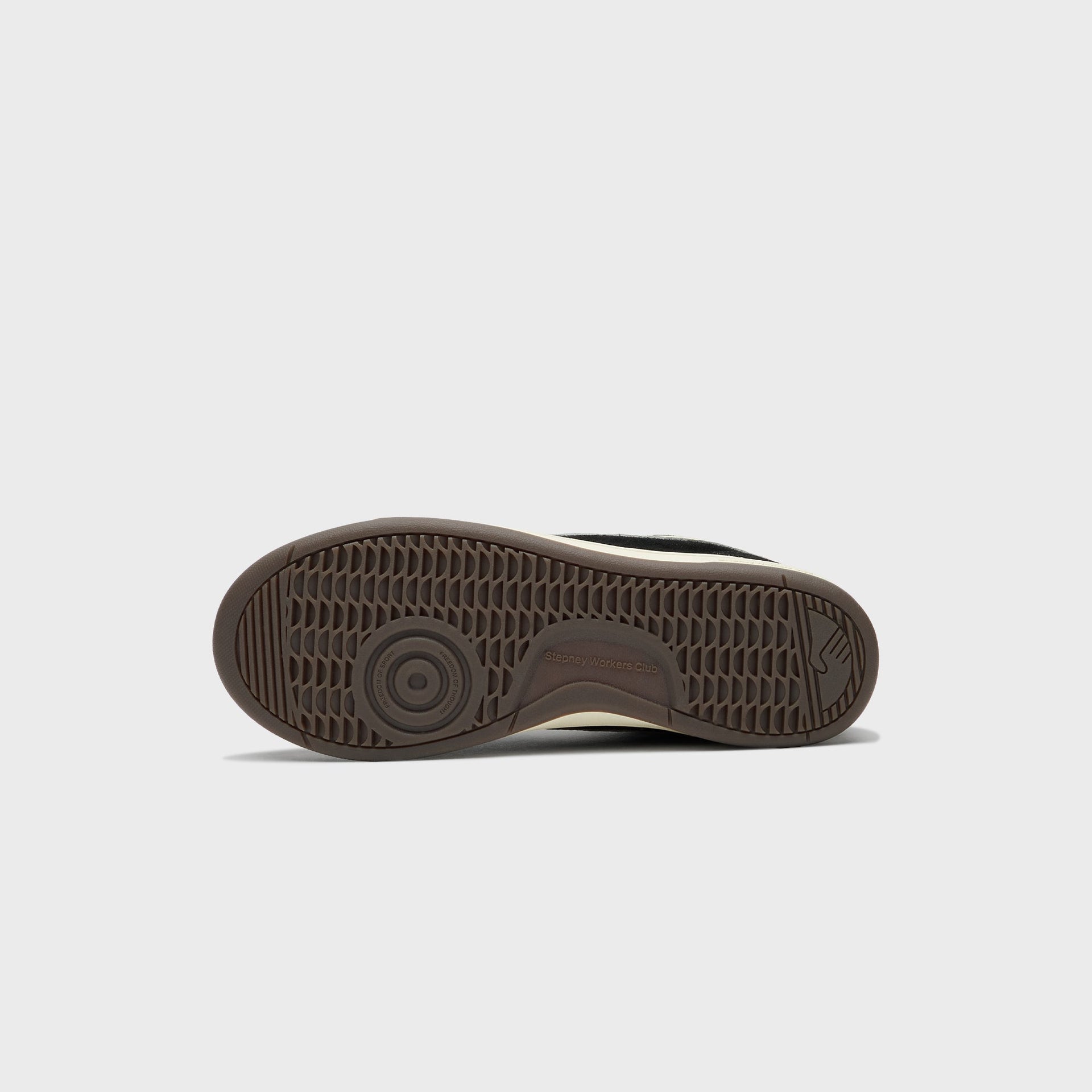 Stepney Workers Club Pro-Cup 01 S-Strike - Black / White