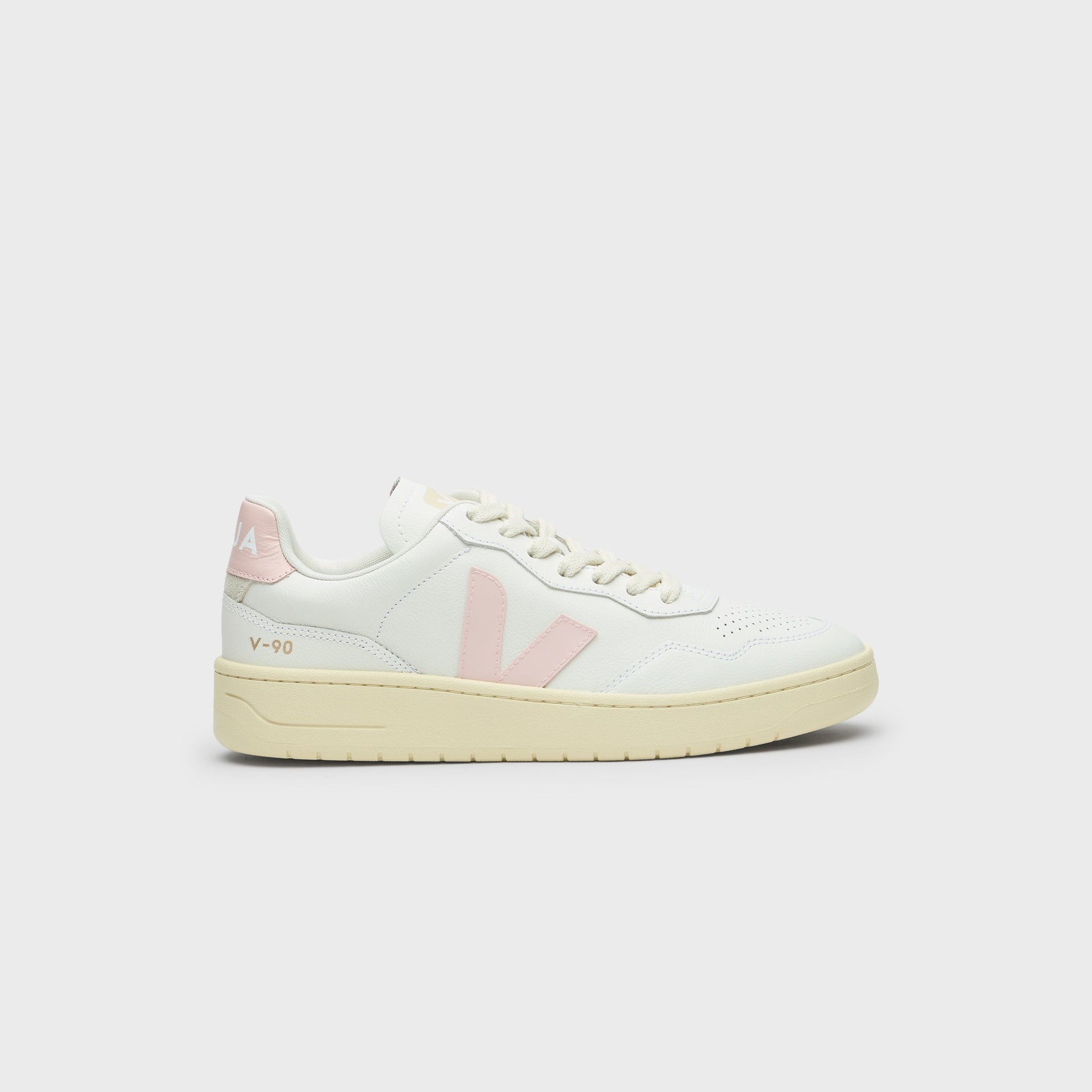Veja V-90 - White / Petale