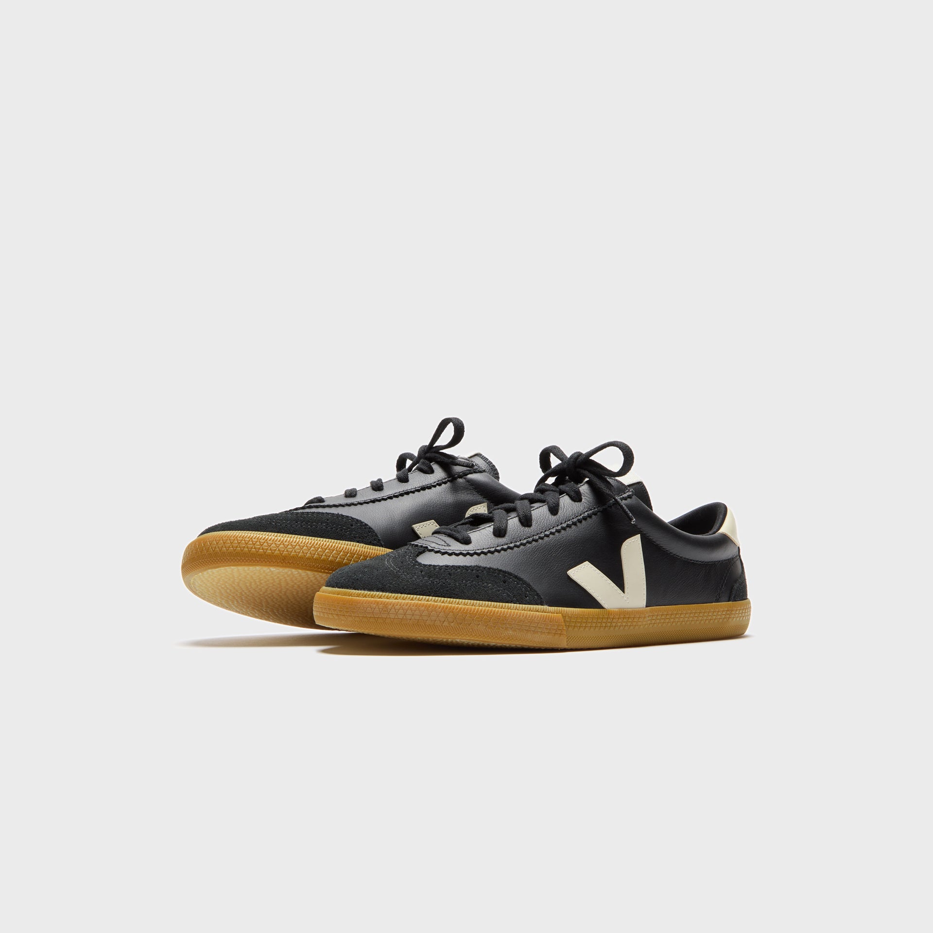 Veja Volley - Black Pierre