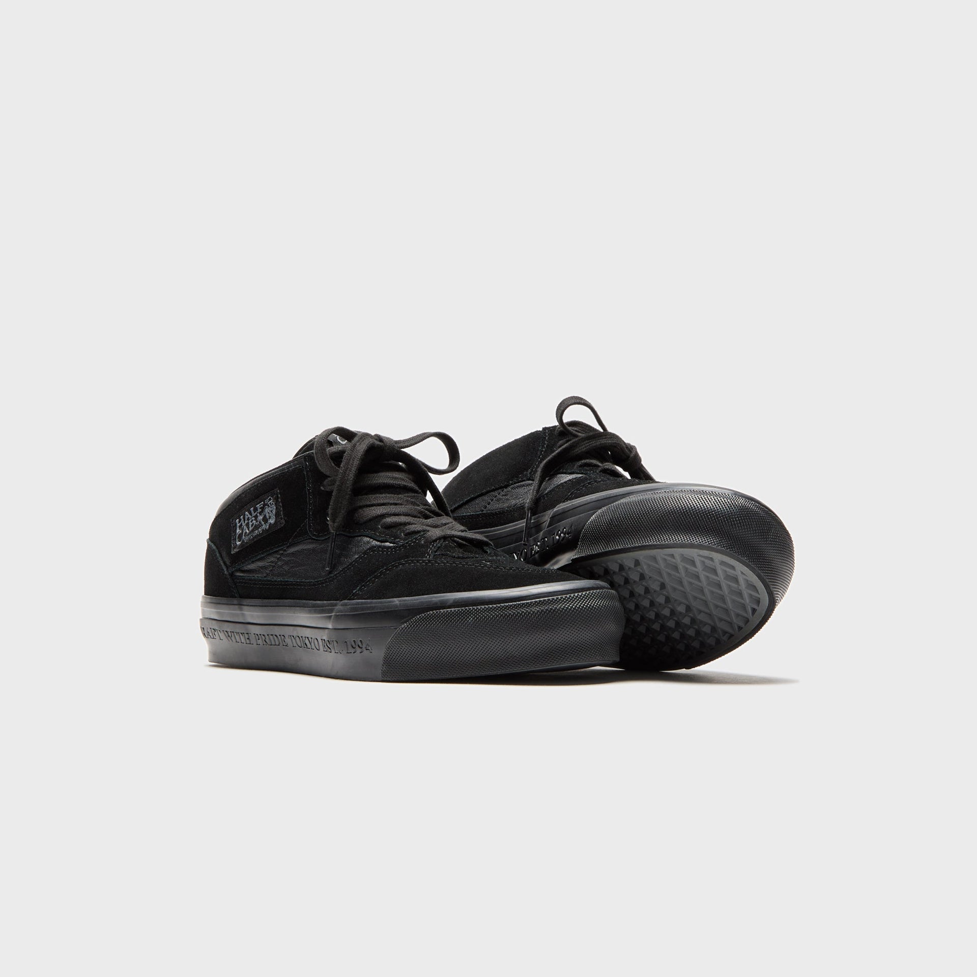 VANS x Neighborhood OTW Half Cab 33 - Black