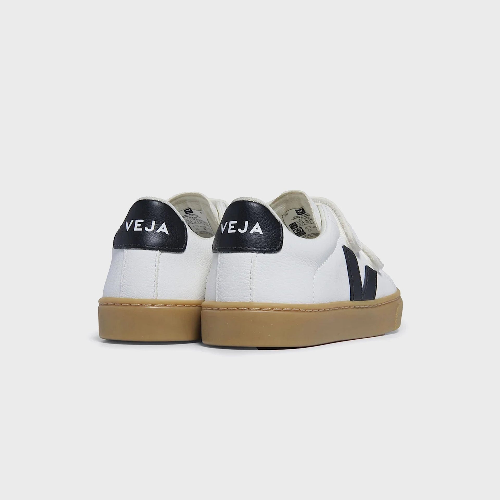 Veja Small V-90 - White / Black / Natural
