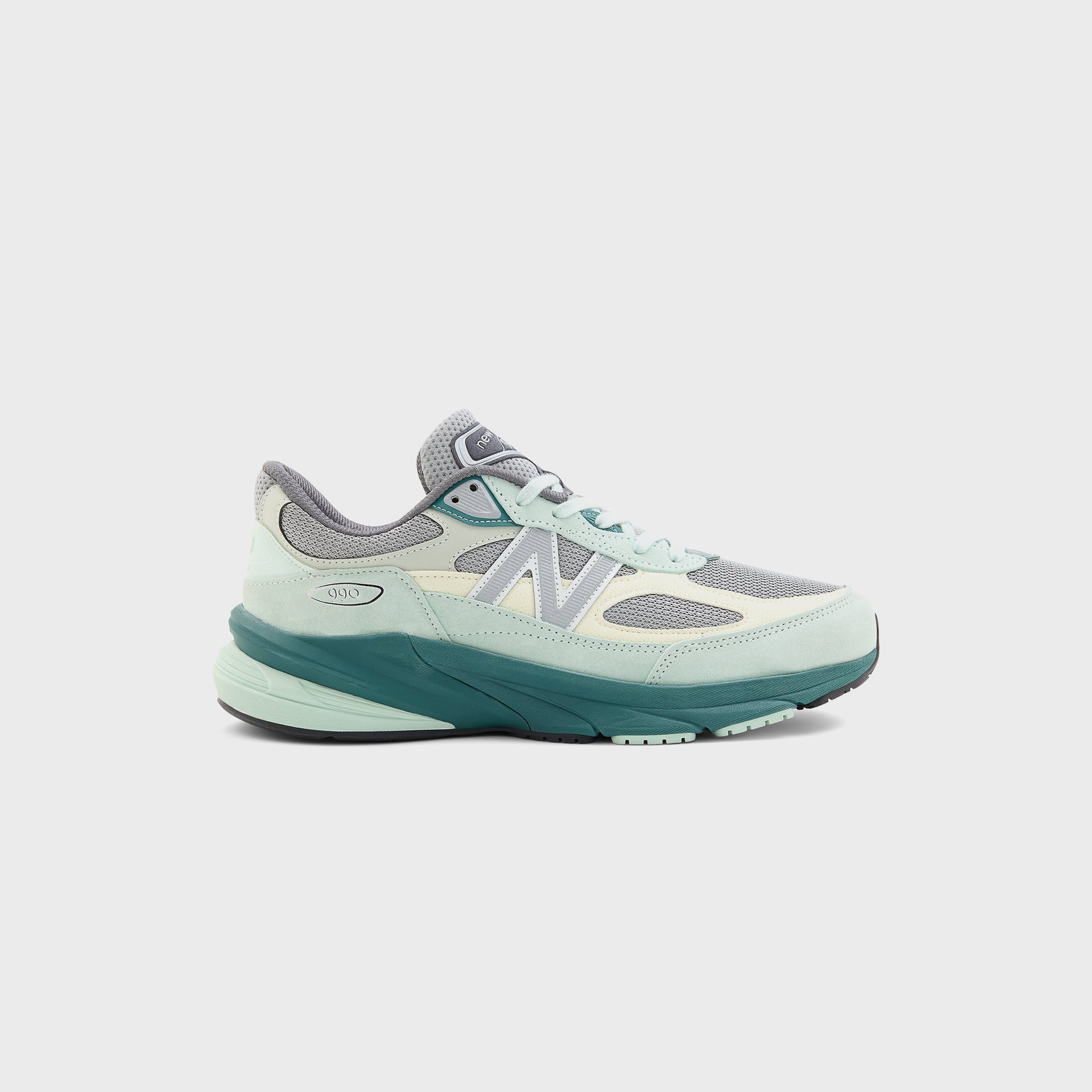 New Balance Made in USA 990v6 - Community Green / Grey