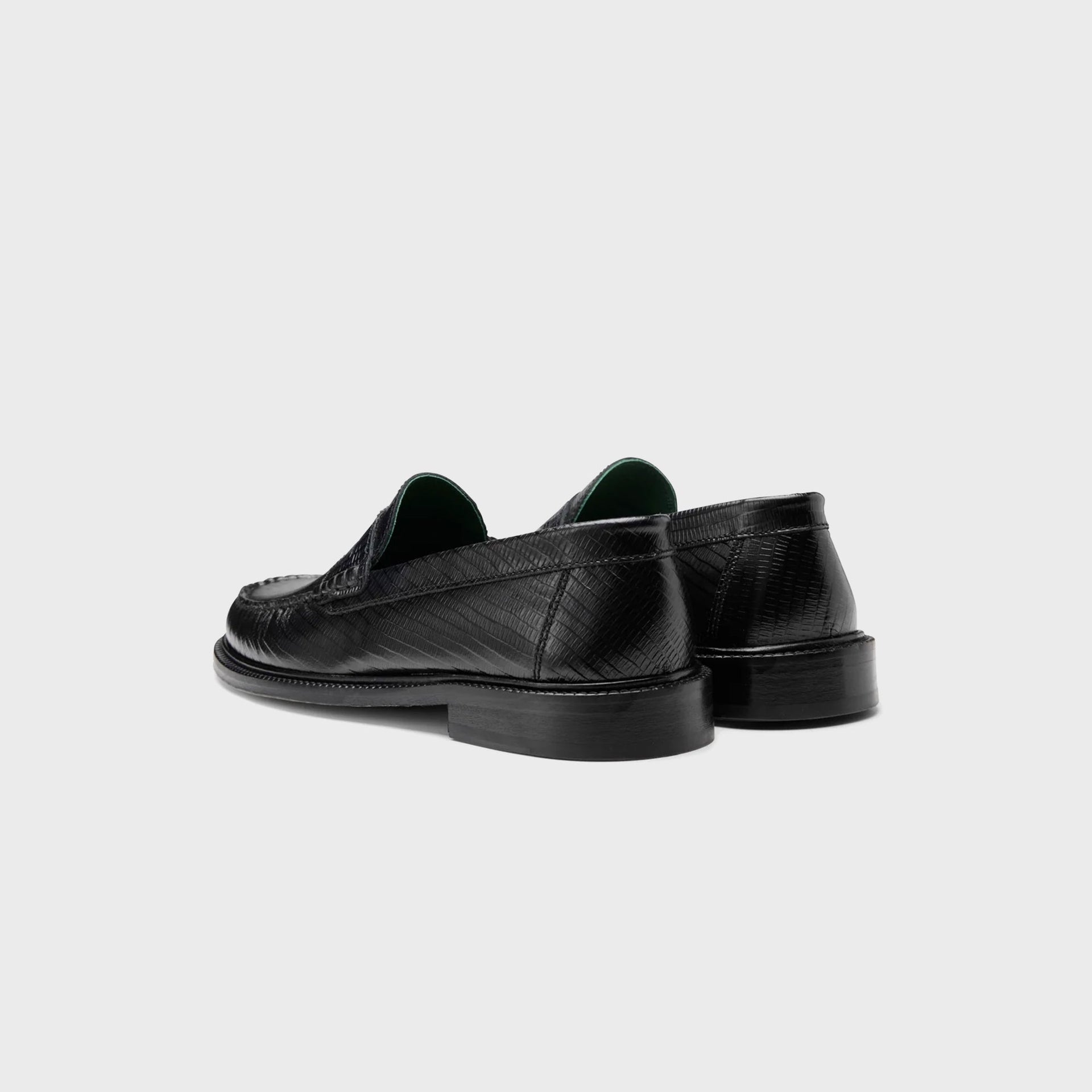 VINNY's Yardee Mocassin Loafer - Black Lizard